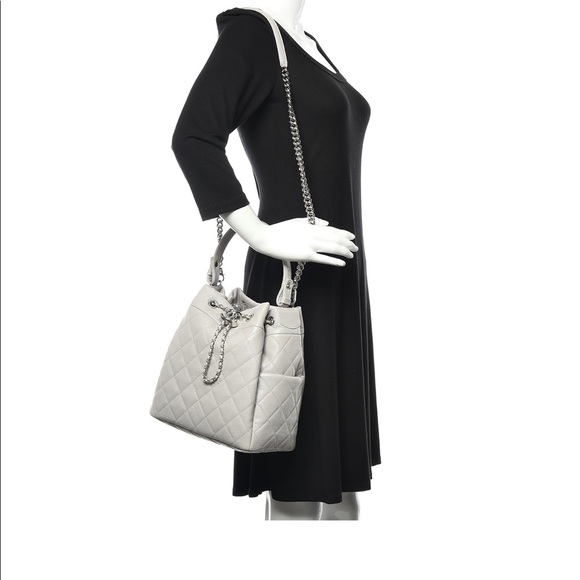 CHANEL Grained Calfskin Quilted Medium CC Chain Bucket Drawstring Bag - Picture 11 of 14